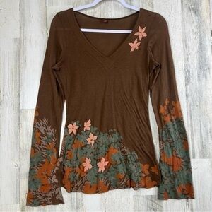 Language Los Angeles Floral Tattoo Henley Shirt Y2K‎ Cottagecore Pop Art Beads
